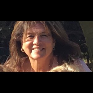 Meet your Posher, Myra